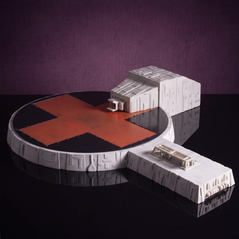 Master Replicas Mondbasis Alpha 1 Landing Pad (With Eagle Transporter) Spielset
