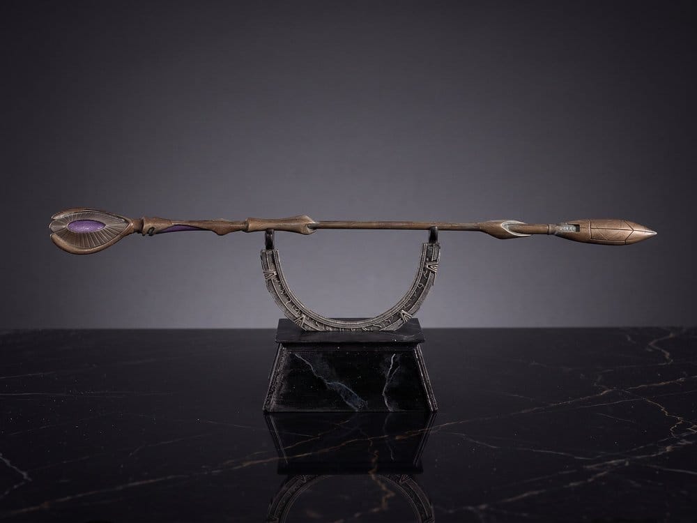 Master Replicas Stargate Ma’tok Stab Desktop Replica