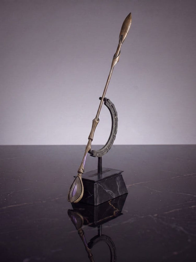 Master Replicas Stargate Ma’tok Stab Desktop Replica
