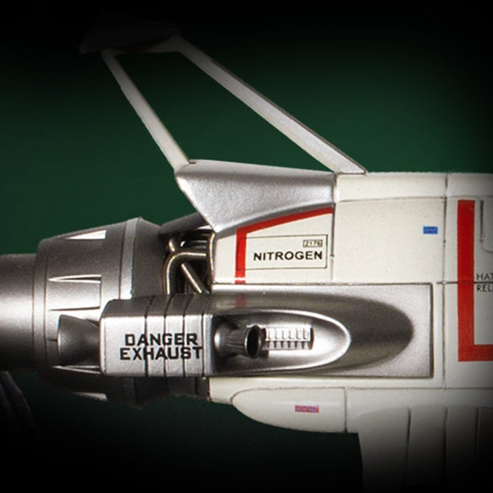Master Replicas UFO Interceptor Deluxe Die-Cast Replik