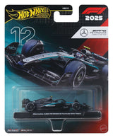Mattel Formel 1 Hot Wheels Team Mercedes Benz Driver 2 Premium Die-Cast 1/64 Fahrzeug