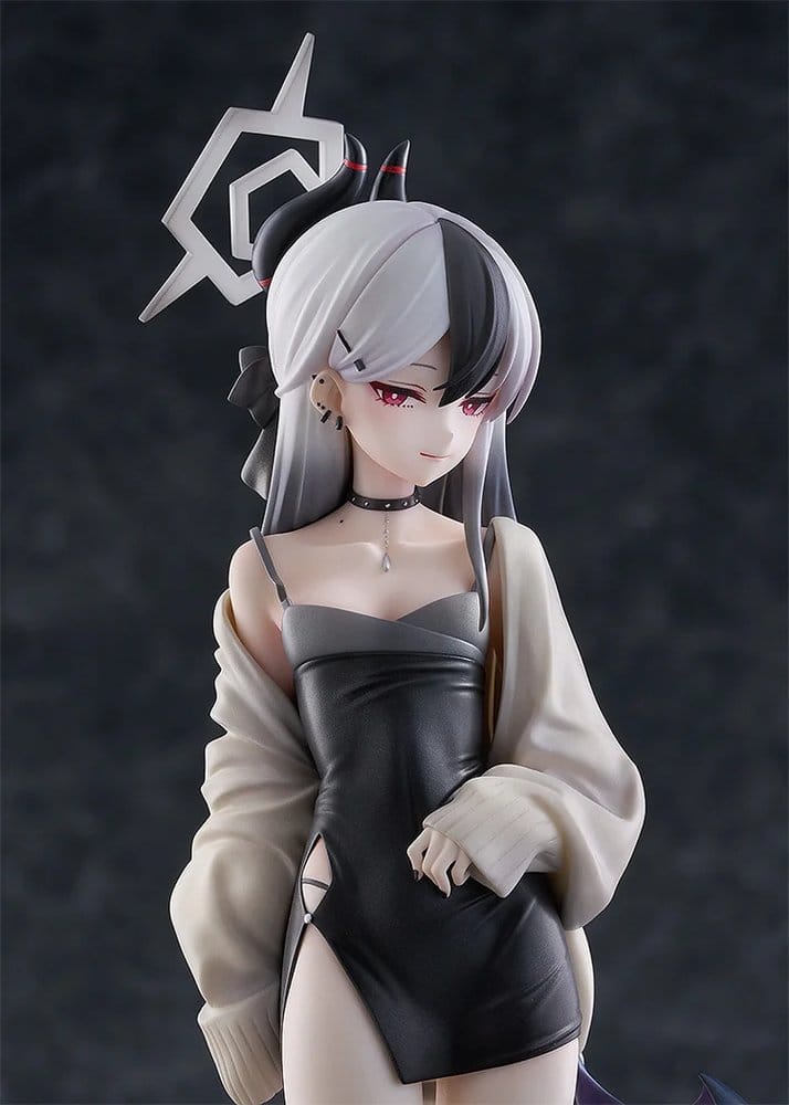 Max Factory Blue Archive Kayoko (Dress) 1/7 Figur