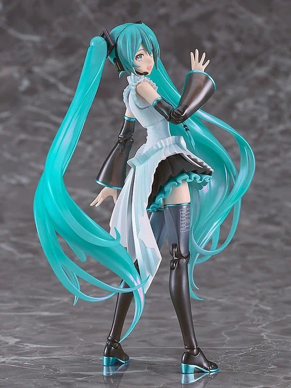 Max Factory Character Vocal Series 01 Hatsune Miku Plamatea Happy 16th Birthday Ver. Plastic Model Kit