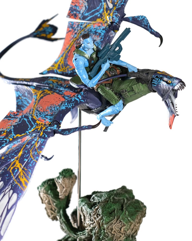 McFarlane Toys Avatar The Way of Water Recom Quaritch & RDA Banshee (Gold Label) Actionfigur