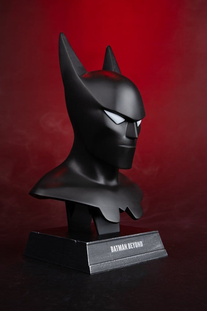 McFarlane Toys DC Direct Batman Cowl 1/3 Prop Replik