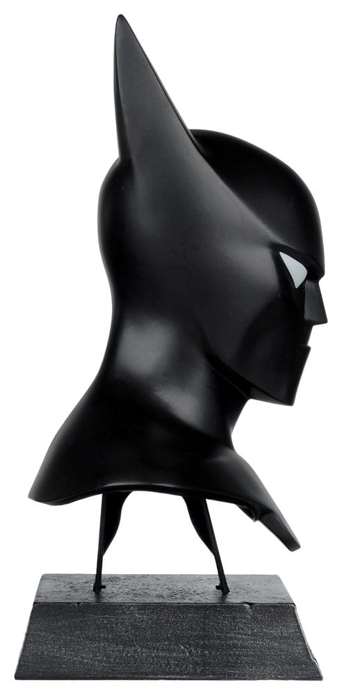 McFarlane Toys DC Direct Batman Cowl 1/3 Prop Replik