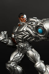 McFarlane Toys DC Direct Cyborg Vinyl Statue 1/6 Figur