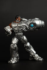 McFarlane Toys DC Direct Cyborg Vinyl Statue 1/6 Figur