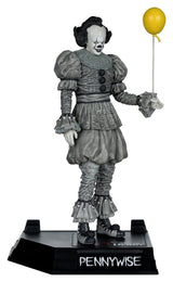 McFarlane Toys Es Welcome To Derry Pennywise Black White Movie Maniacs Figur