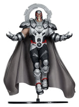 McFarlane Toys Marvel Rivals Collection Magneto 1/10 Actionfigur