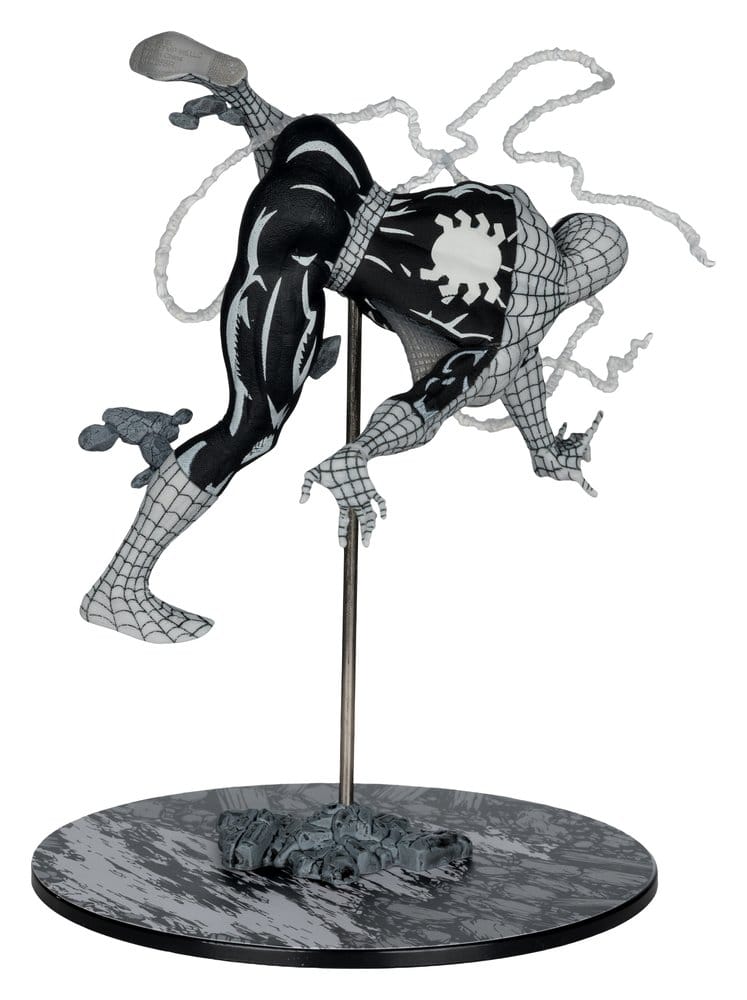 McFarlane Toys Marvel Spider-Man Amazing Spider-Man 318 Gold Label 1/10 Statue