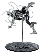 McFarlane Toys Marvel Spider-Man Amazing Spider-Man 318 Gold Label 1/10 Statue