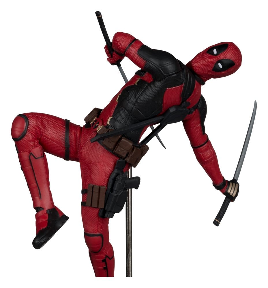 McFarlane Toys Marvel Studios Deadpool (Deadpool & Wolverine) (Gold Label) 1/10 Statue