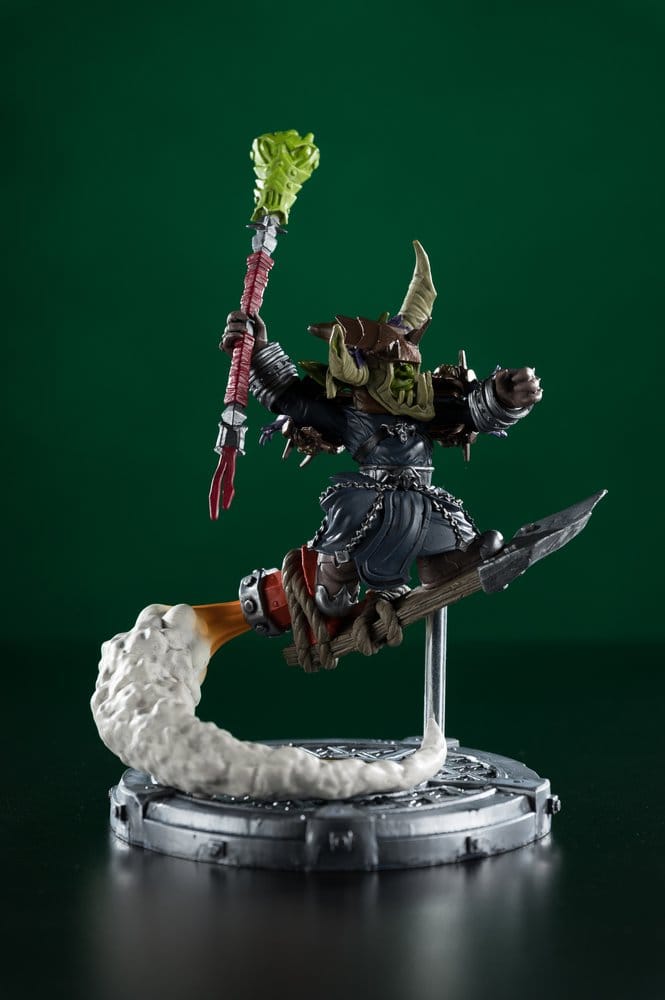 McFarlane Toys World of Warcraft Goblin Limited Edition Posed 1/12 Scale Figur