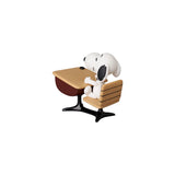Medicom Peanuts Serie 18 Snoopy UDF Minifigur With Desk
