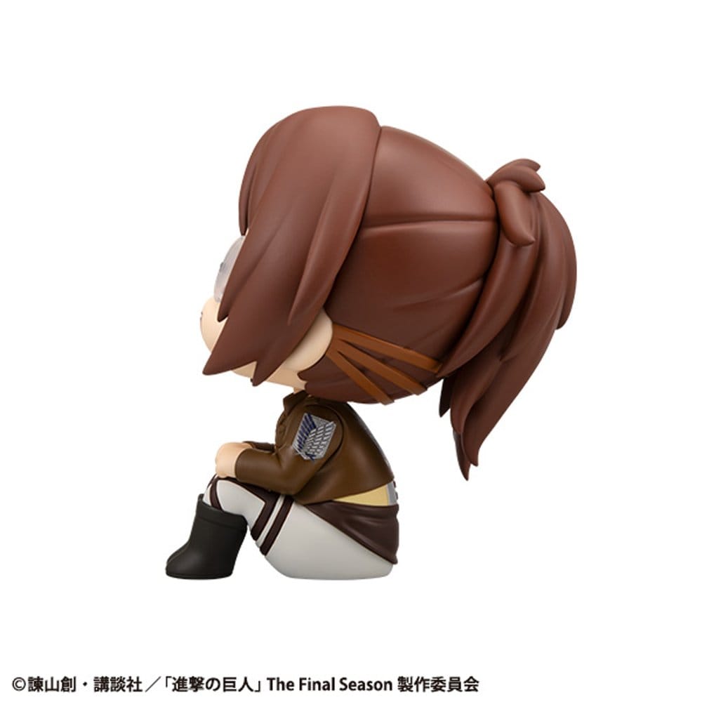Megahouse Attack On Titan Look Up Hange Zoe & Erwin Smith Statuen