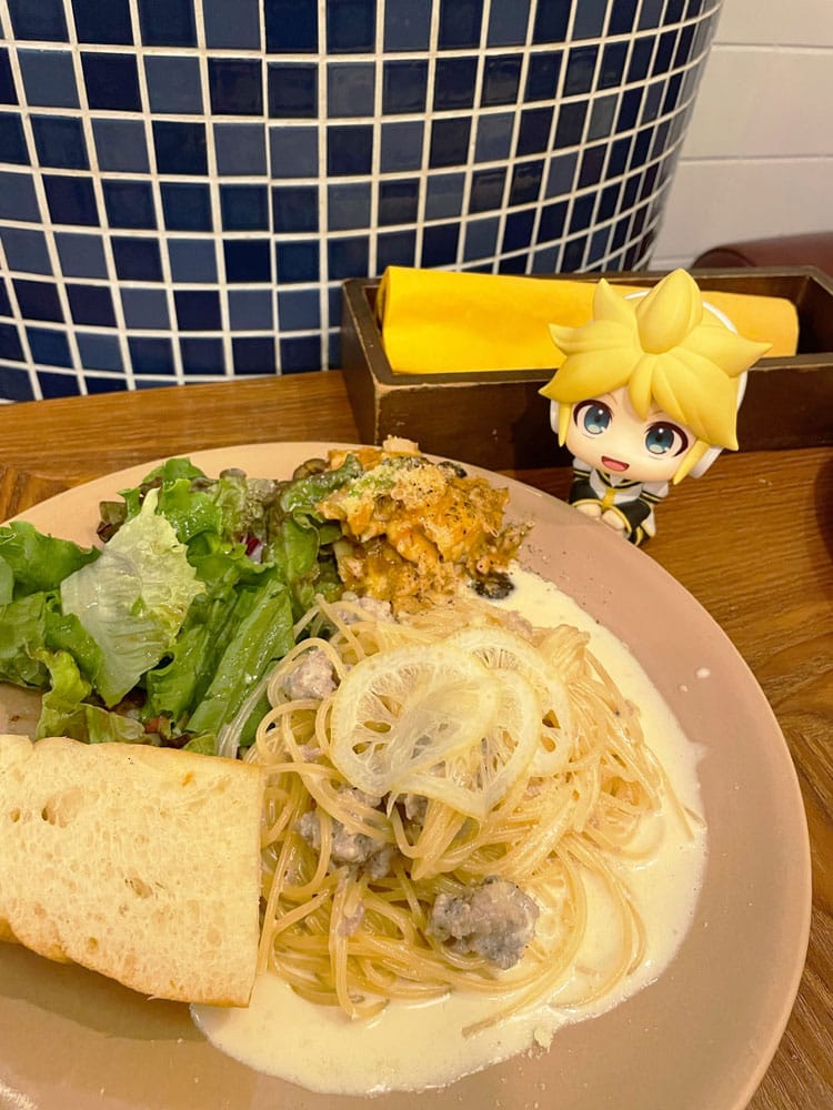 Megahouse Character Vocal Series Kagamine Rin/Len Look Up Statue