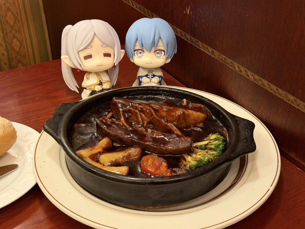 Megahouse Frieren Beyond Journey’s End Frieren & Himmel Mini Co. Droopy Face Ver. Statuen