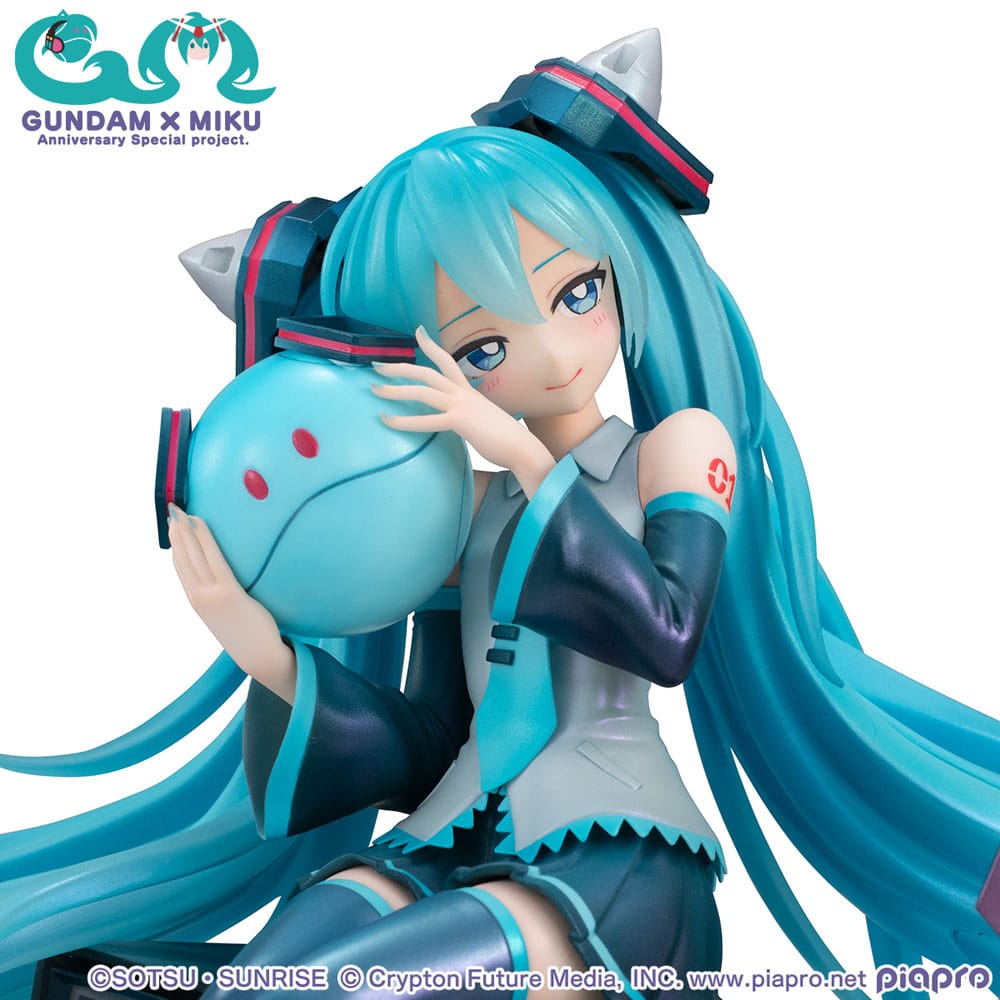 Megahouse Mobile Suit Gundam Lucrea Hatsune Miku x OO Gundam 45th Anniversary Statue
