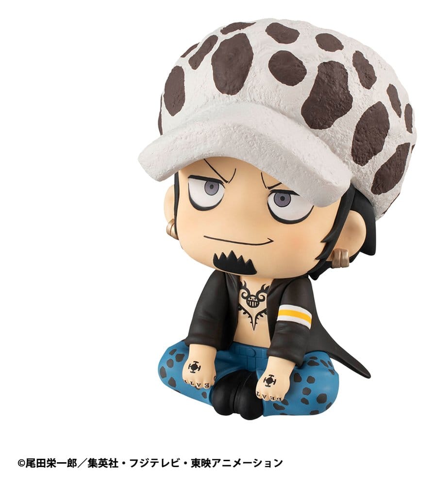 Megahouse One Piece Look Up Trafalgar Law Statue