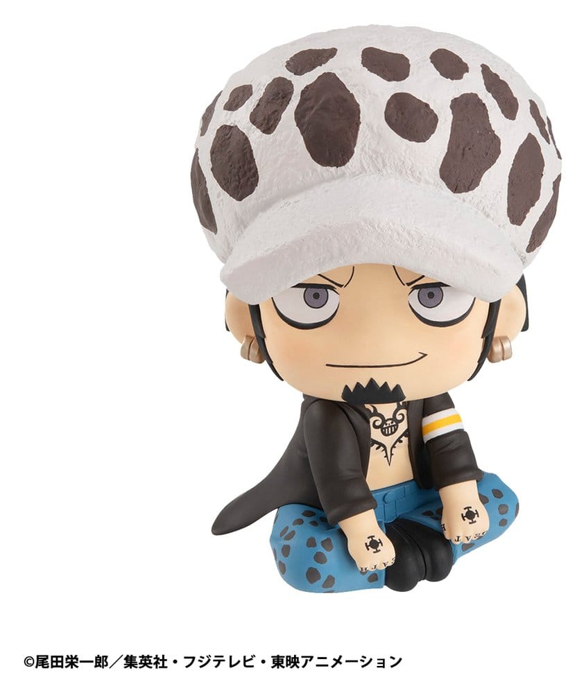 Megahouse One Piece Look Up Trafalgar Law Statue