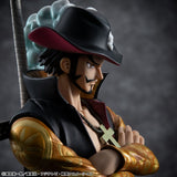 Megahouse One Piece P.O.P SA-MAXIMUM Hawk Eye Dracule Mihawk Ver. R Statue