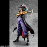 Megahouse One Piece P.O.P SA-MAXIMUM Hawk Eye Dracule Mihawk Ver. R Statue