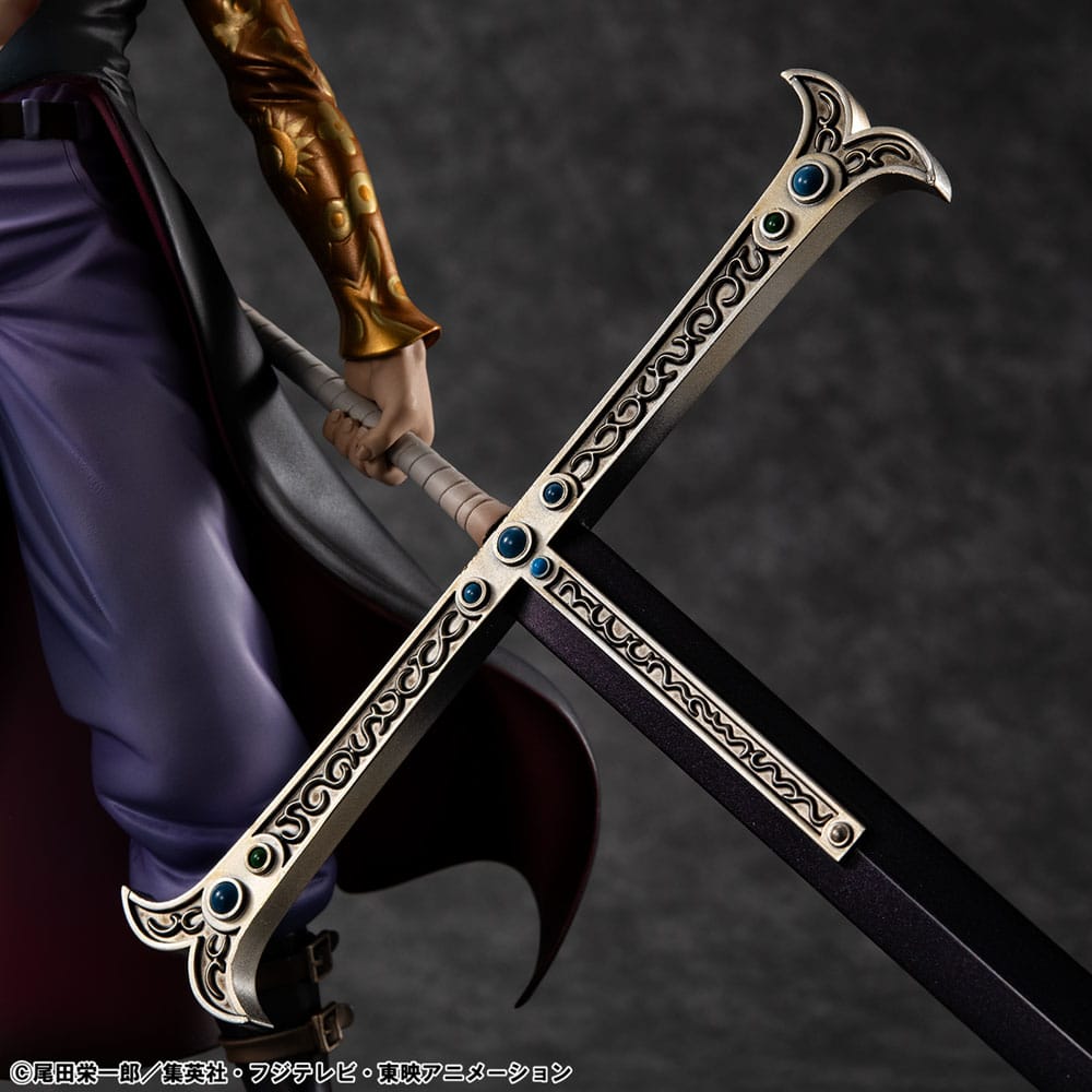 Megahouse One Piece P.O.P SA-MAXIMUM Hawk Eye Dracule Mihawk Ver. R Statue