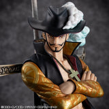 Megahouse One Piece P.O.P SA-MAXIMUM Hawk Eye Dracule Mihawk Ver. R Statue
