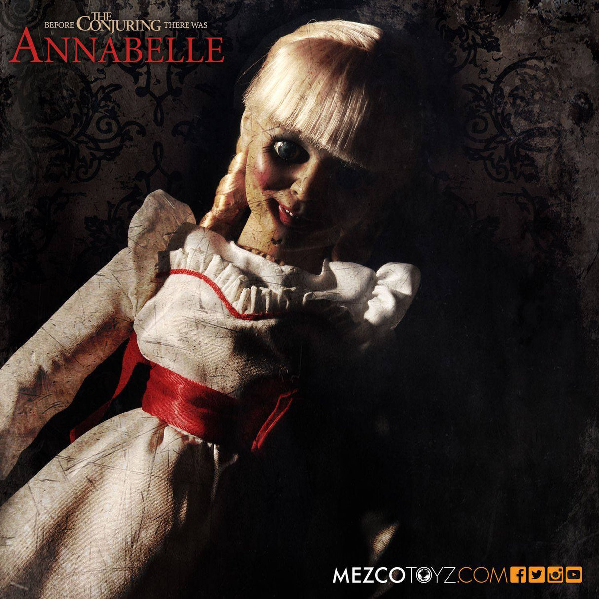 Mezco Toys Conjuring Die Heimsuchung Annabelle Roto Plush Replik Puppe