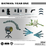 Mezco Toys DC Comics Batman Year One 1/12 Actionfigur