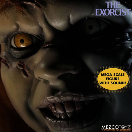 Mezco Toys Der Exorzist Regan MacNeil MDS Mega Scale Puppe