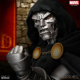 Mezco Toys Marvel Doctor Doom 1/12 Actionfigur