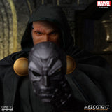 Mezco Toys Marvel Doctor Doom 1/12 Actionfigur