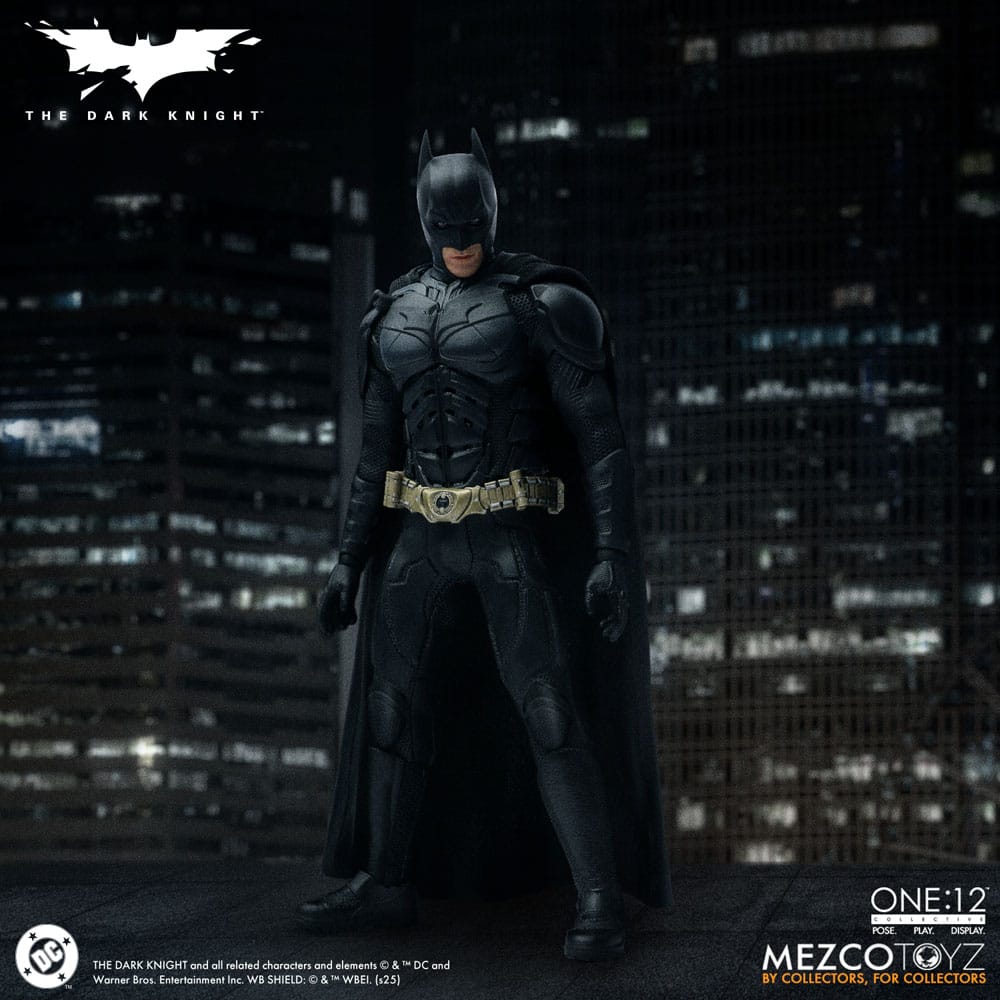 Mezco Toys The Dark Knight Batman 1/12 Actionfigur