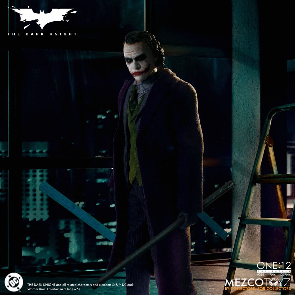 Mezco Toys The Dark Knight Joker 1/12 Actionfigur