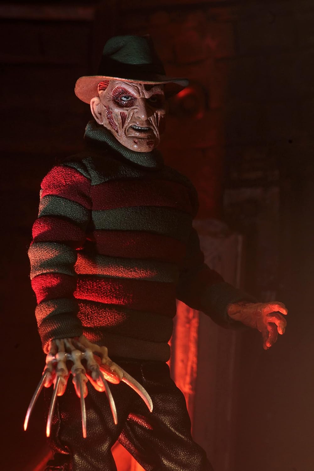 NECA A Nightmare on Elm Street Freddy Krueger New Nightmare Clothed Actionfigur