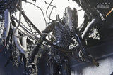 NECA Alien Romulus Suspended Lab Xenomorph XX121 Deluxe Actionfigur 18 cm
