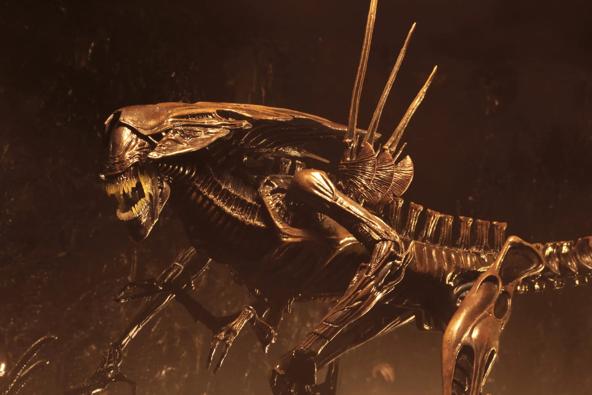 NECA Aliens Resurrection Alien Queen Deluxe Actionfigur