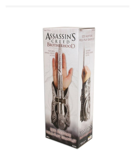 NECA Assassin’s Creed 2 The Hidden Blade of Ezio Auditore Roleplay-Replik