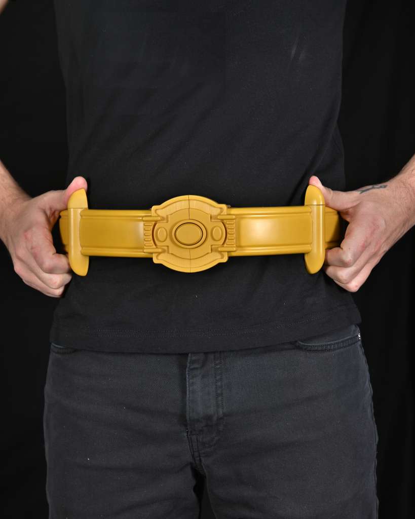 NECA Batman (1989) Batman’s Utility Belt 1/1 Prop Replica