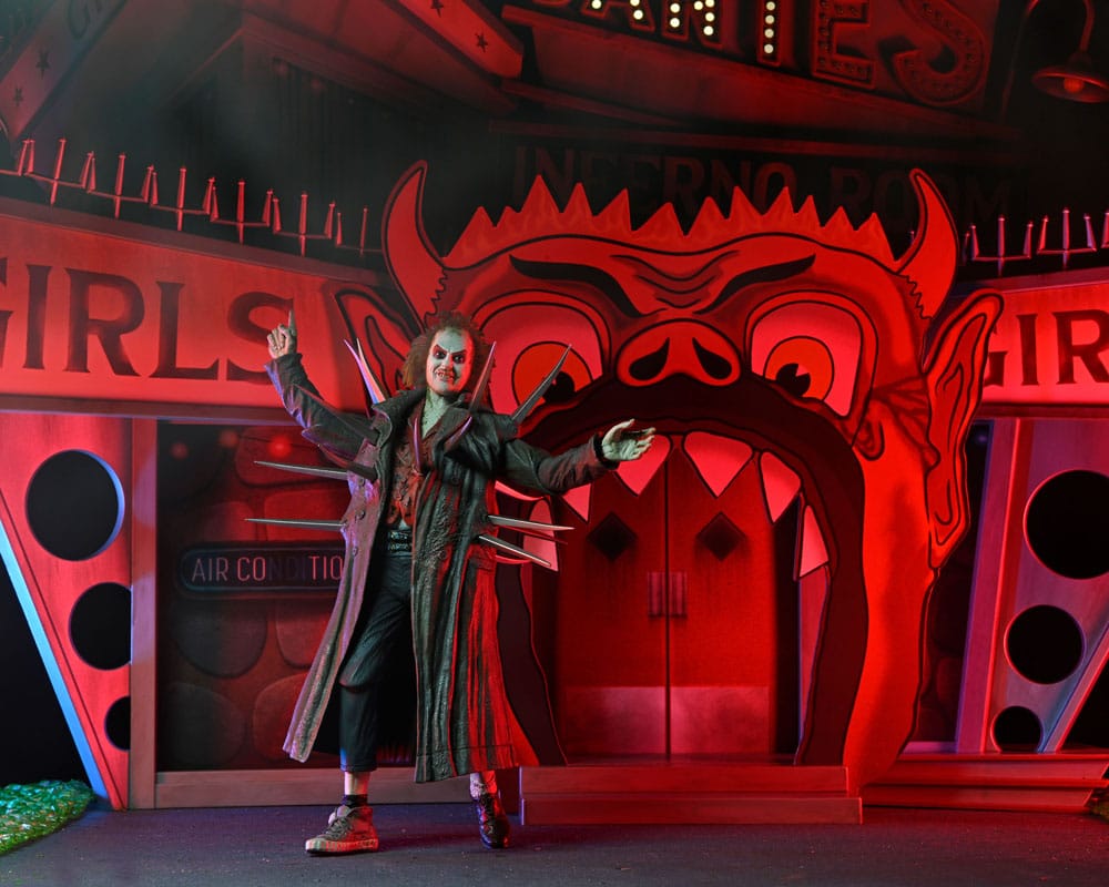 NECA Beetlejuice (1988) Diorama Trenchcoat with Spikes Inferno Room Deluxe Set