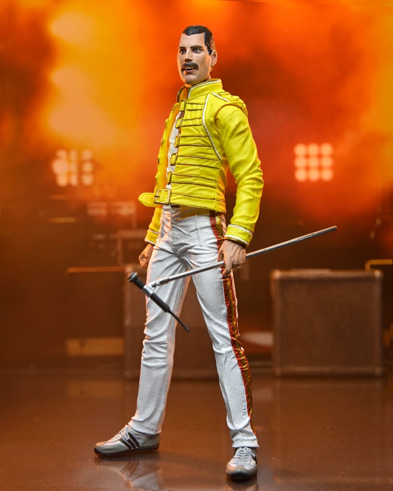 NECA Freddie Mercury Freddie Mercury (Yellow Jacket) Actionfigur