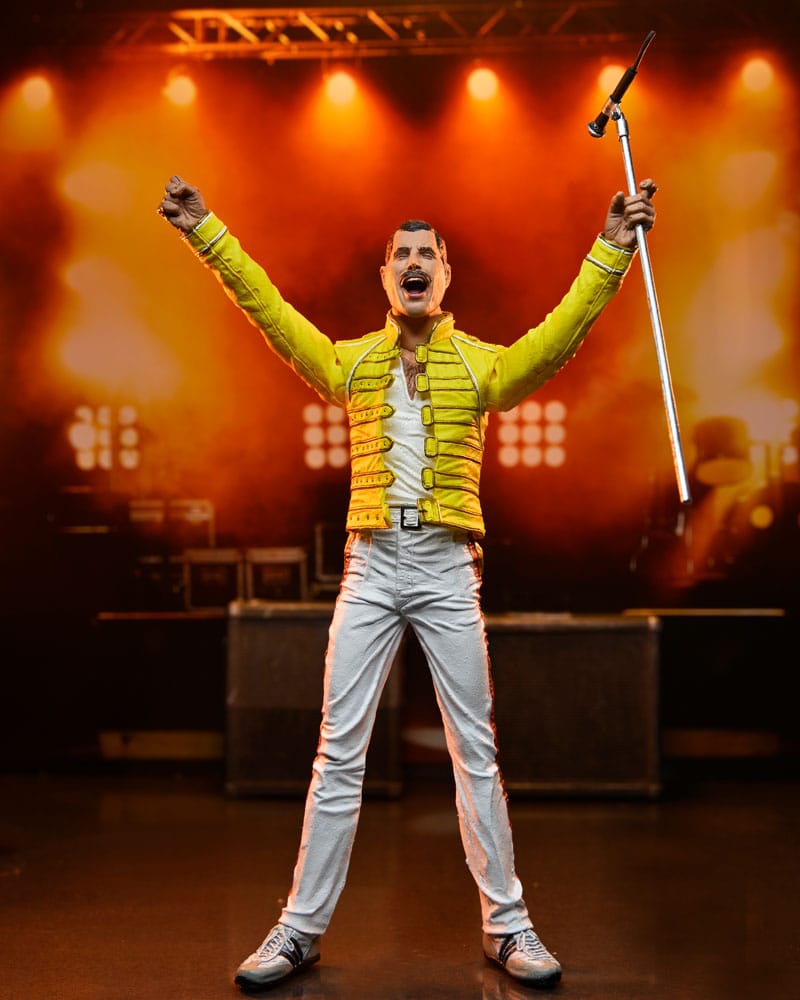 NECA Freddie Mercury Freddie Mercury (Yellow Jacket) Actionfigur