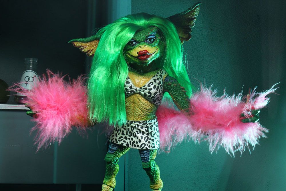 NECA Gremlins 2 Ultimate Actionfigur Greta 15 cm