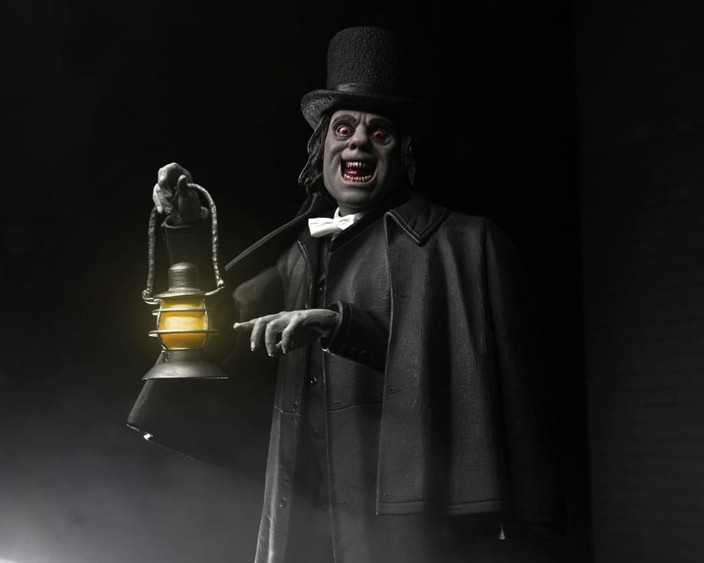 NECA London After Midnight Ultimate Professor Edward C. Burke Actionfigur