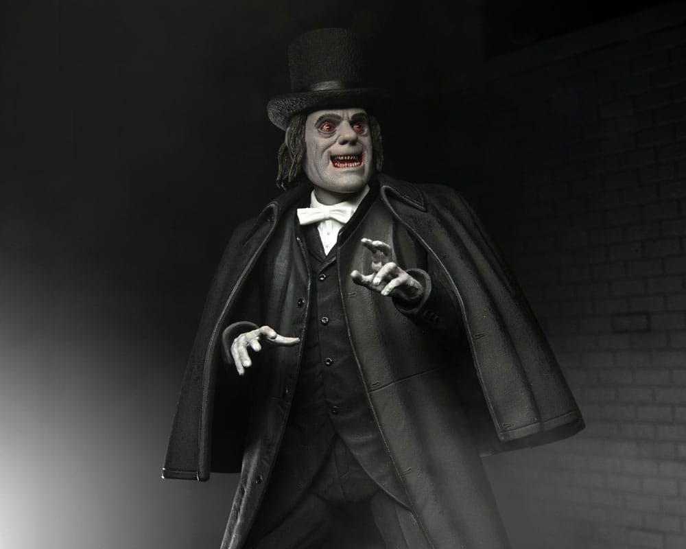 NECA London After Midnight Ultimate Professor Edward C. Burke Actionfigur