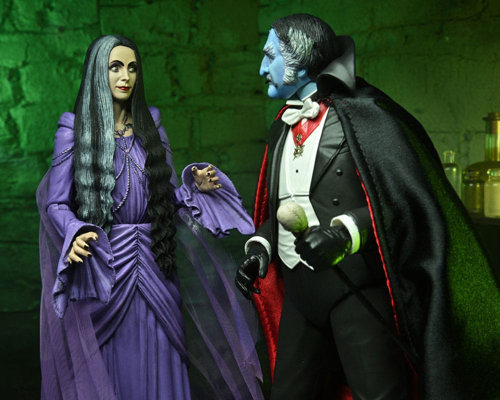 NECA Rob Zombie’s The Munsters Ultimate Lily Munster Actionfigur