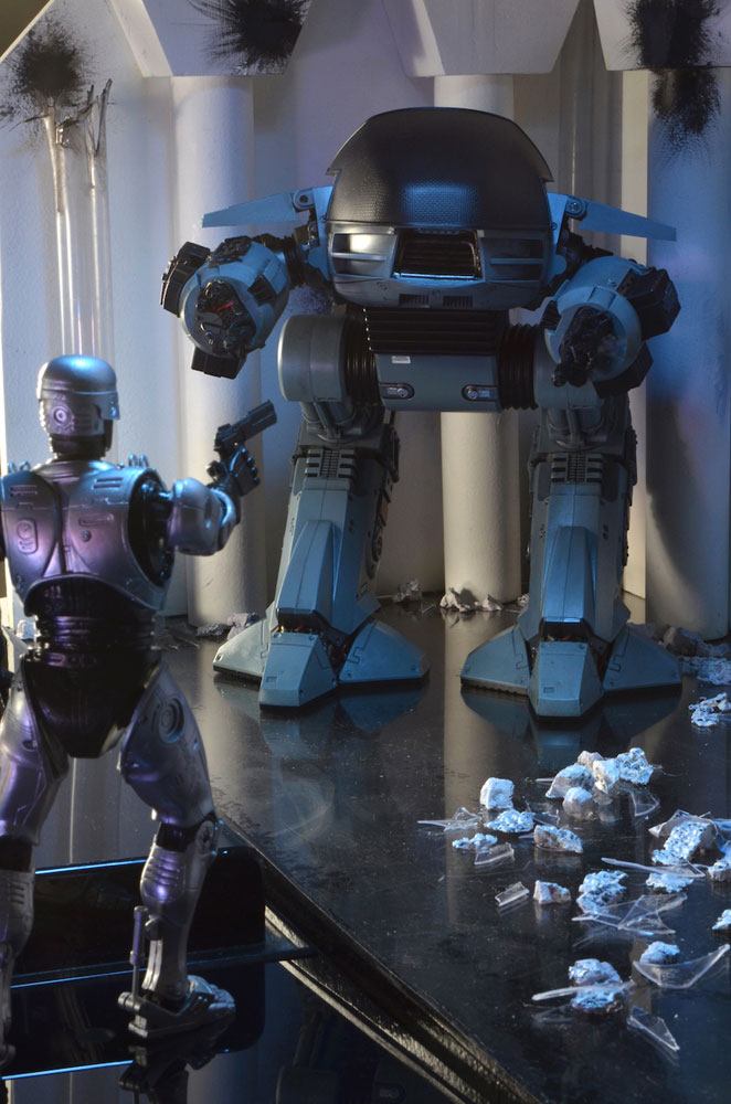 NECA RoboCop ED-209 mit Sound Actionfigur