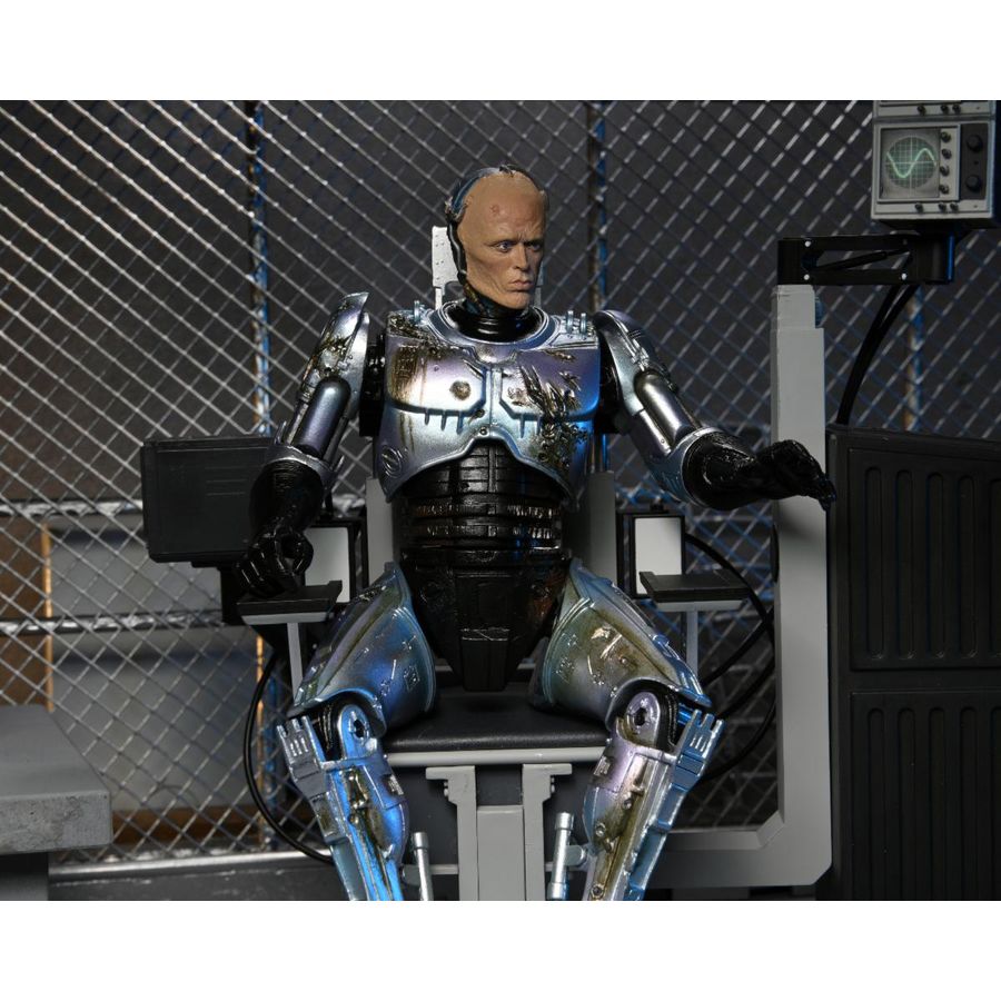 NECA Robocop - Ultimate RoboCop with Chair Battle Damaged Actionfigur